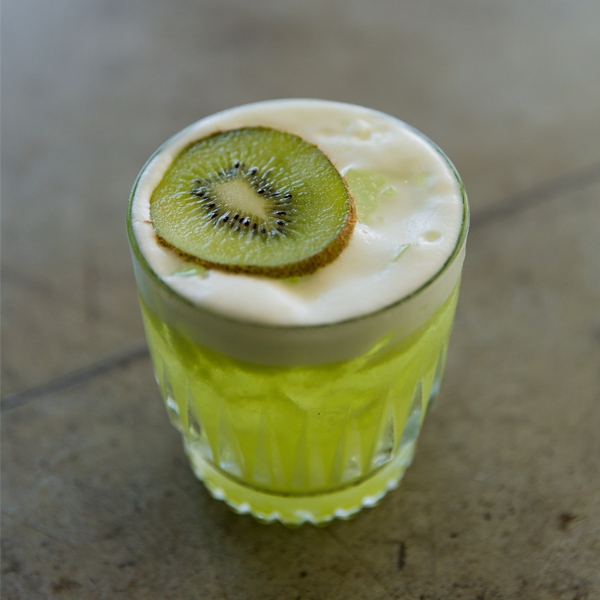 Kiwi Cocktail Recipe