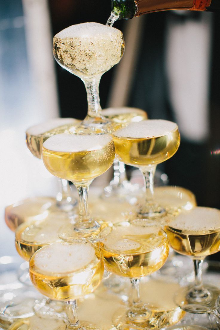 How to Make a Champagne Tower